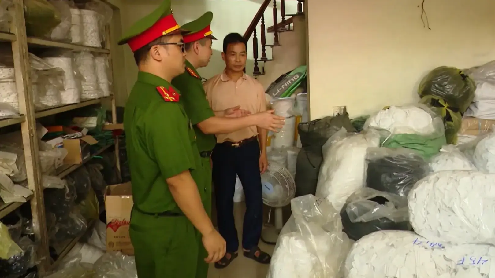 Nhiều nhà ở kết hợp kinh doanh chậm hoàn thiện PCCC | An toàn phòng cháy & chữa cháy | 11/09/2025